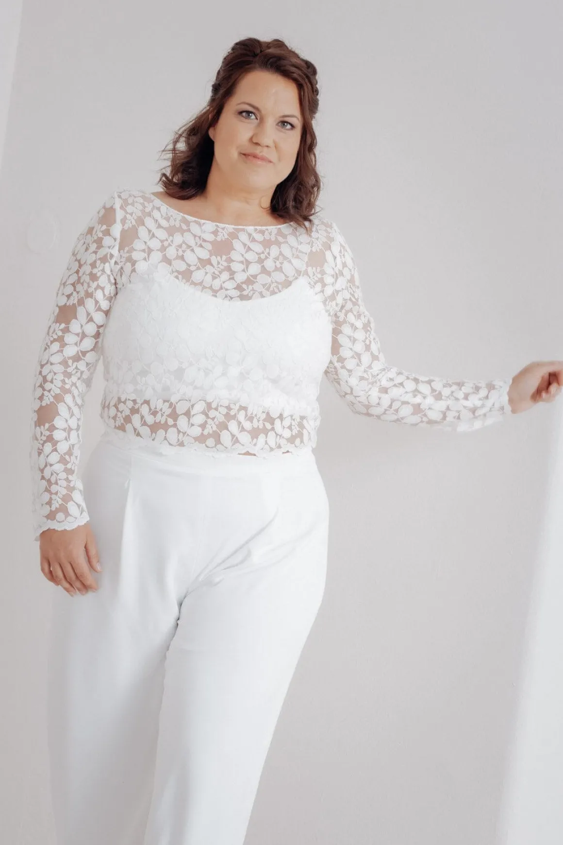 Langarm-Brauttop aus Blätterspitze – Norine noni Curvy